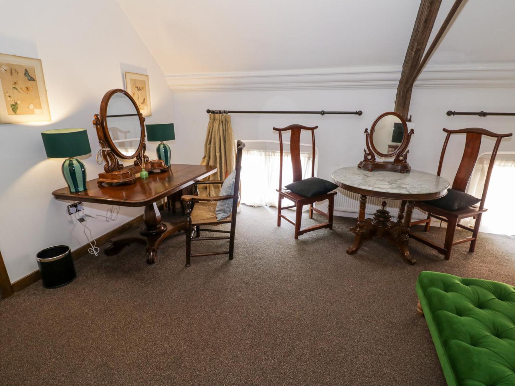 Chetwynd Lodge Стаффорд Екстер'єр фото