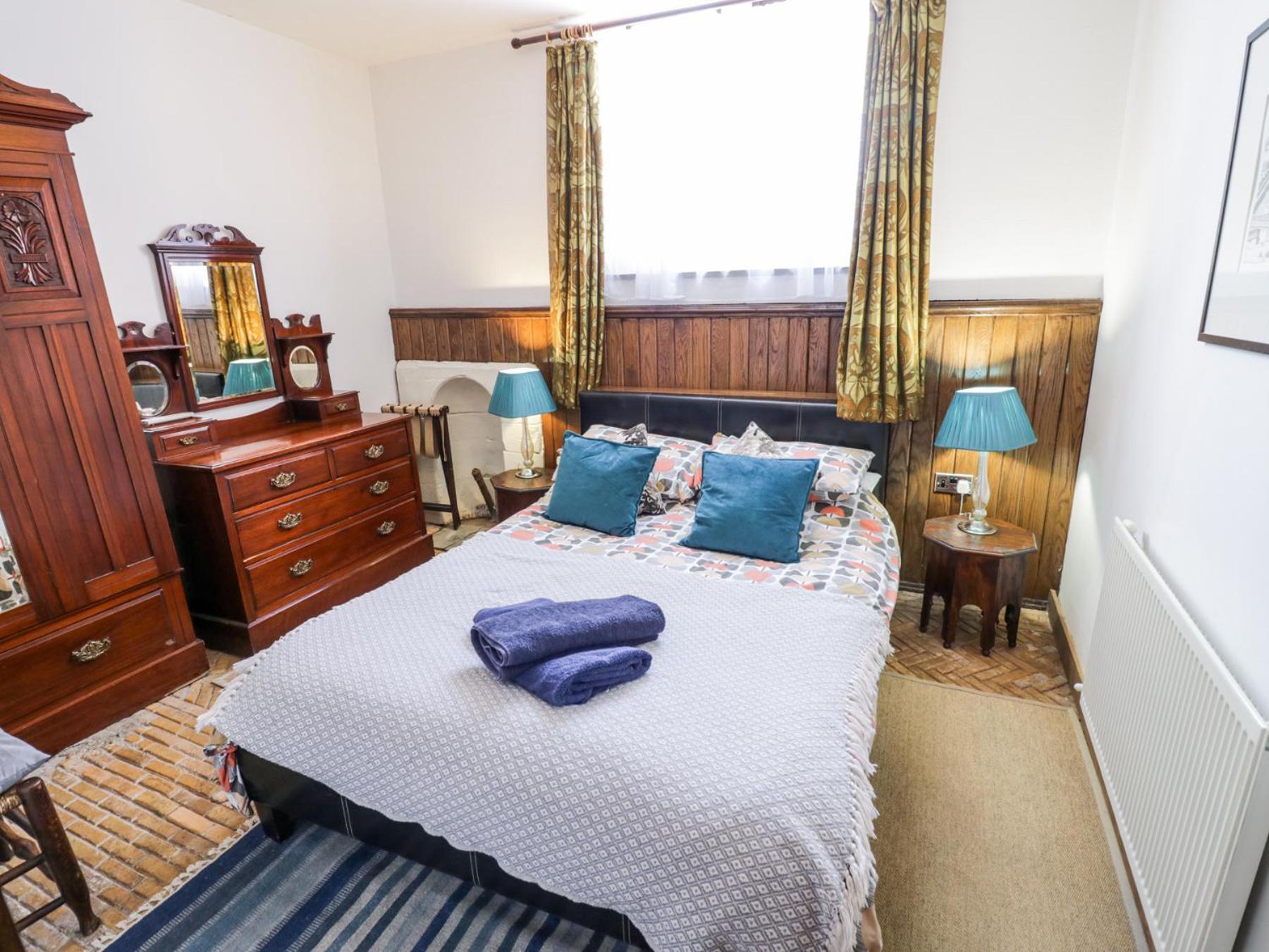 Chetwynd Lodge Стаффорд Екстер'єр фото