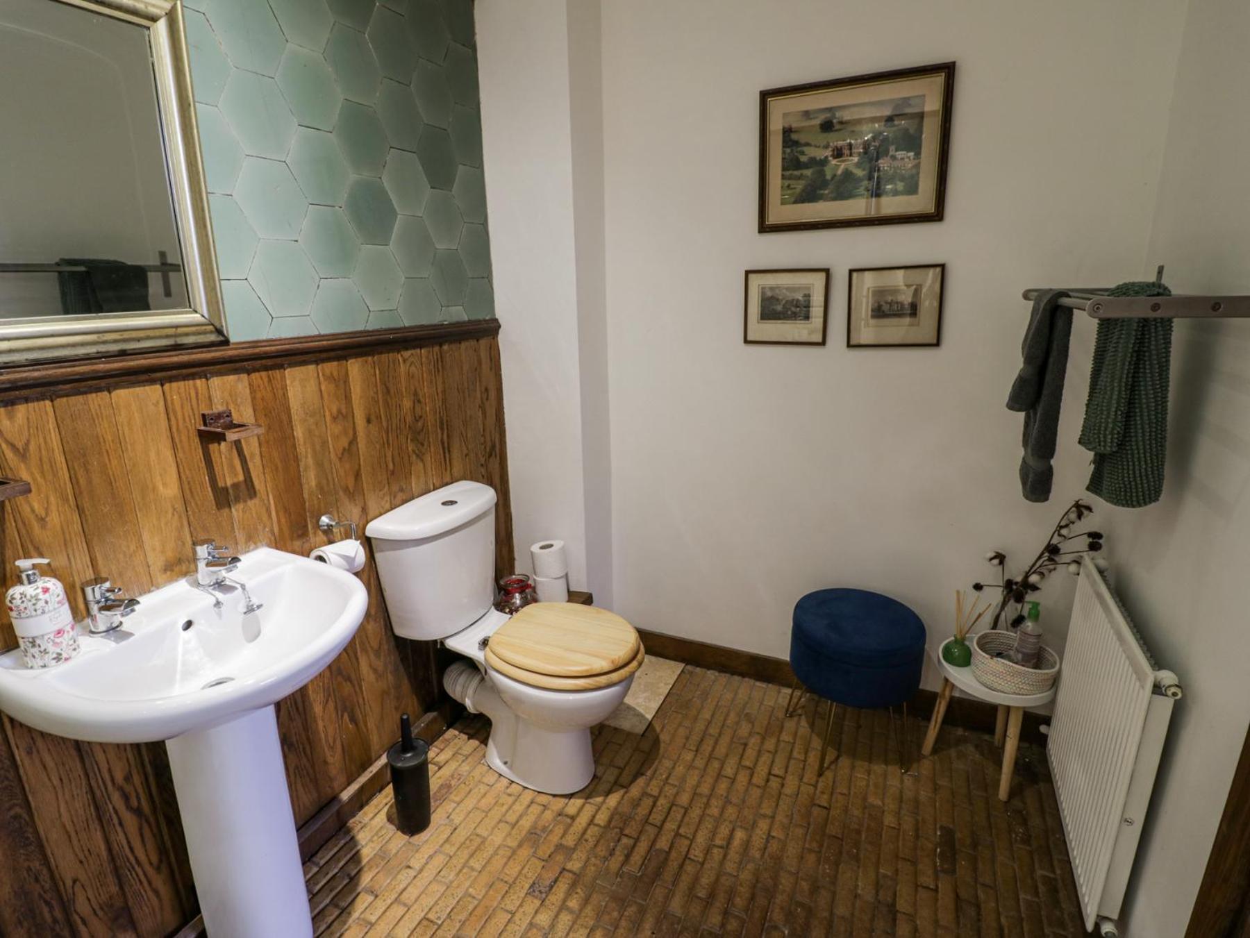 Chetwynd Lodge Стаффорд Екстер'єр фото