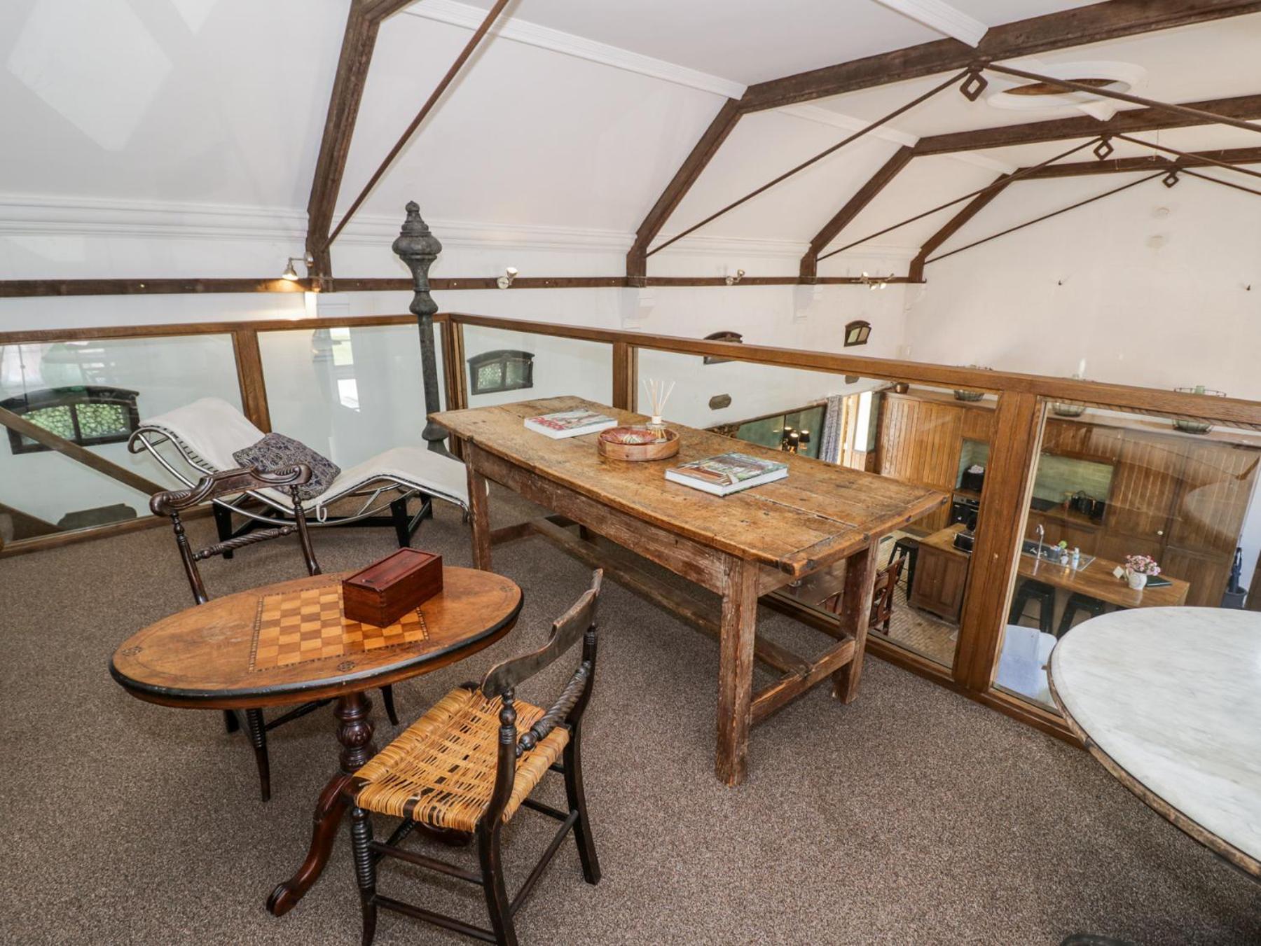 Chetwynd Lodge Стаффорд Екстер'єр фото