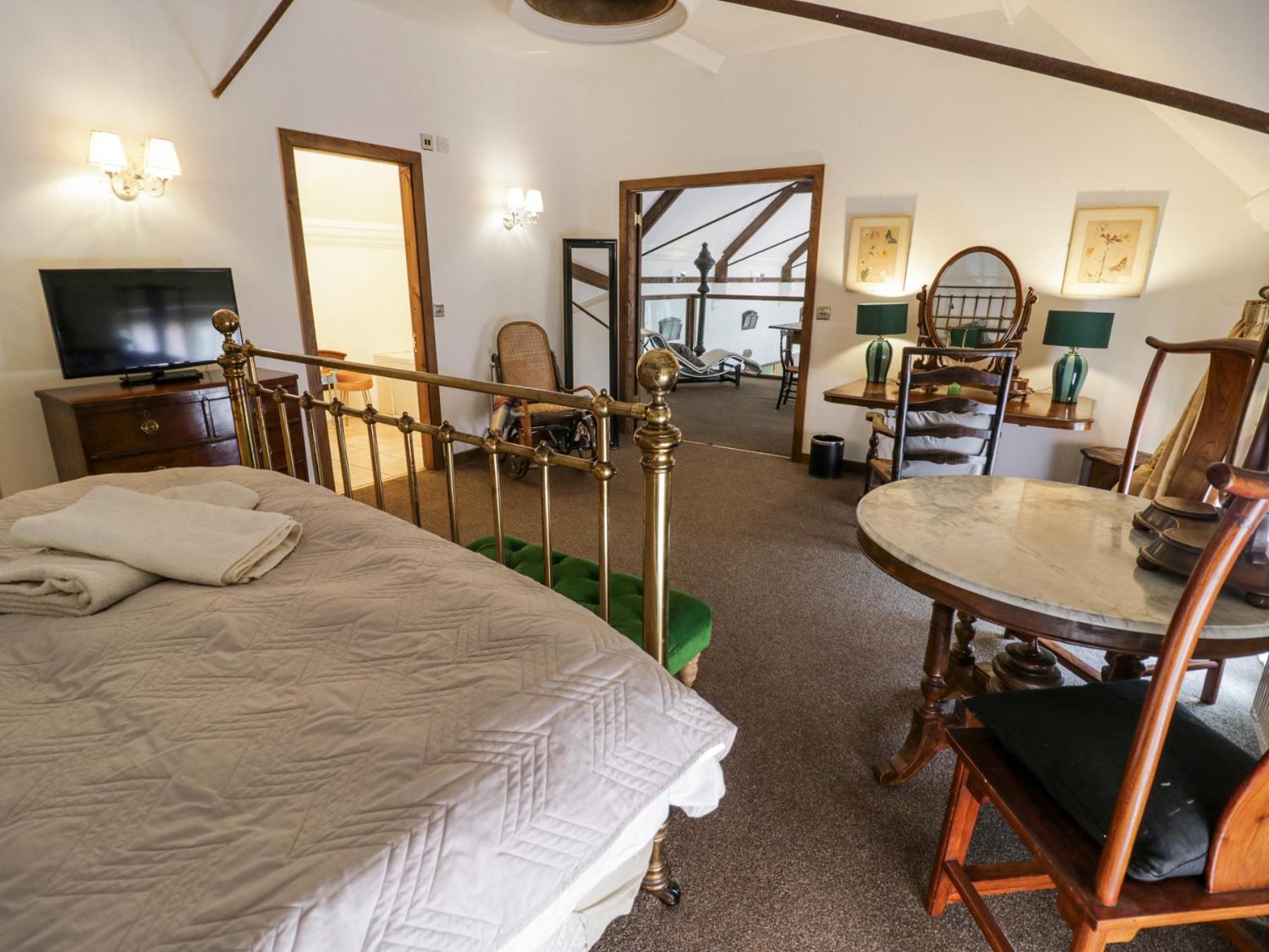 Chetwynd Lodge Стаффорд Екстер'єр фото