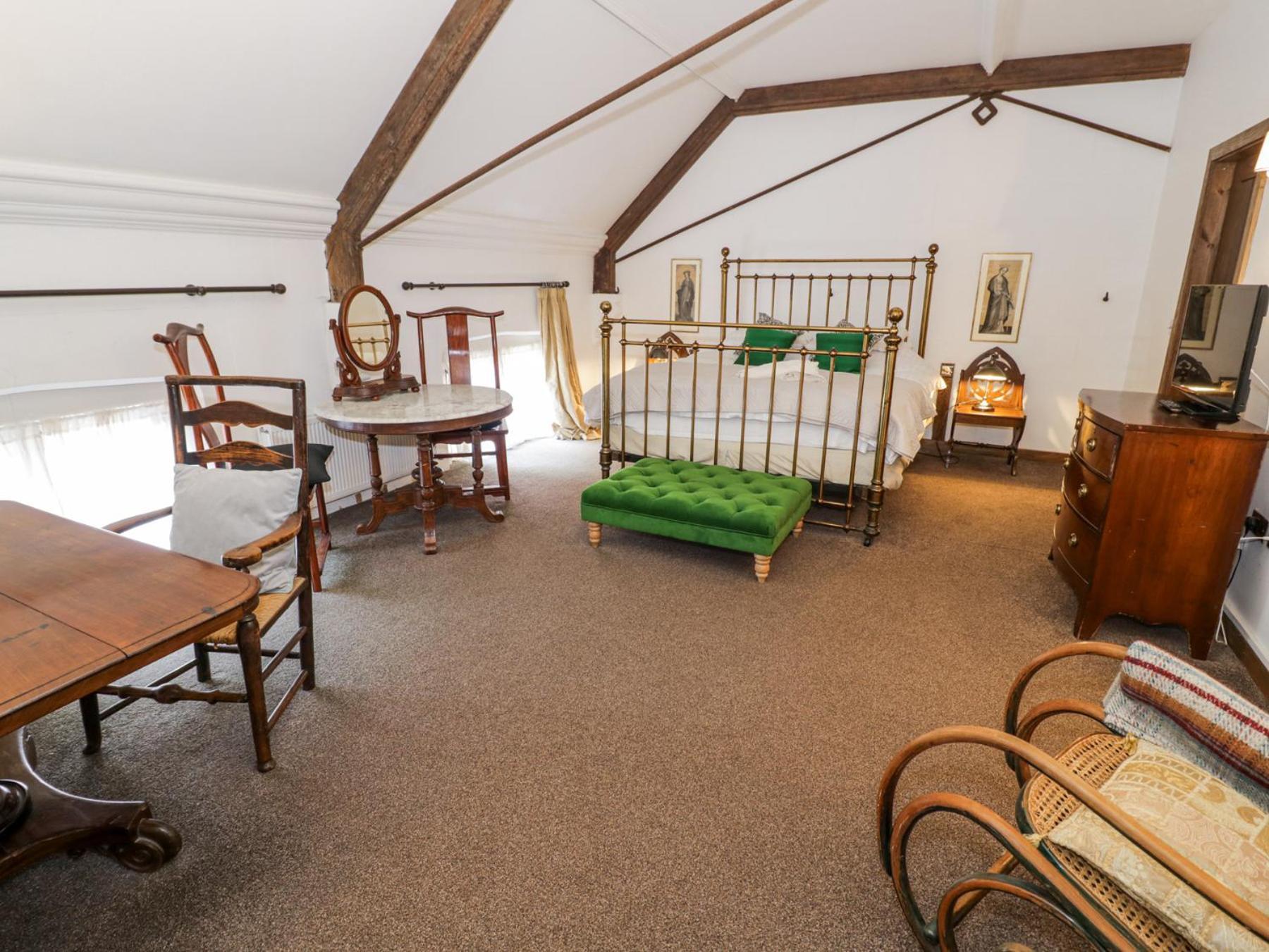 Chetwynd Lodge Стаффорд Екстер'єр фото