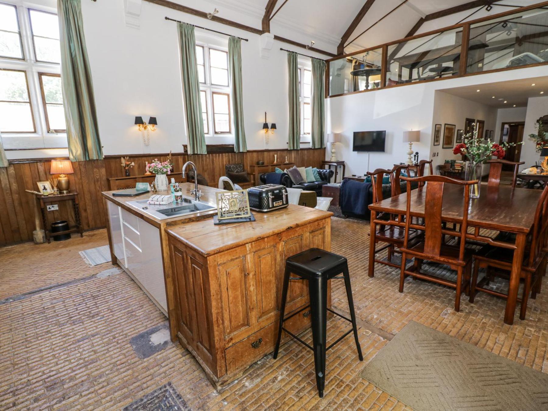 Chetwynd Lodge Стаффорд Екстер'єр фото