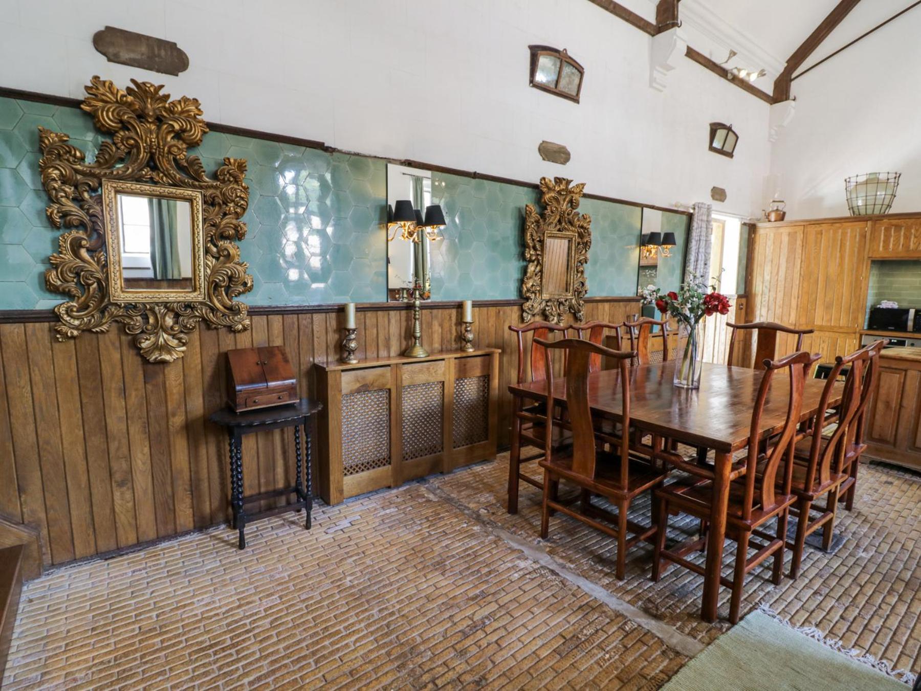 Chetwynd Lodge Стаффорд Екстер'єр фото